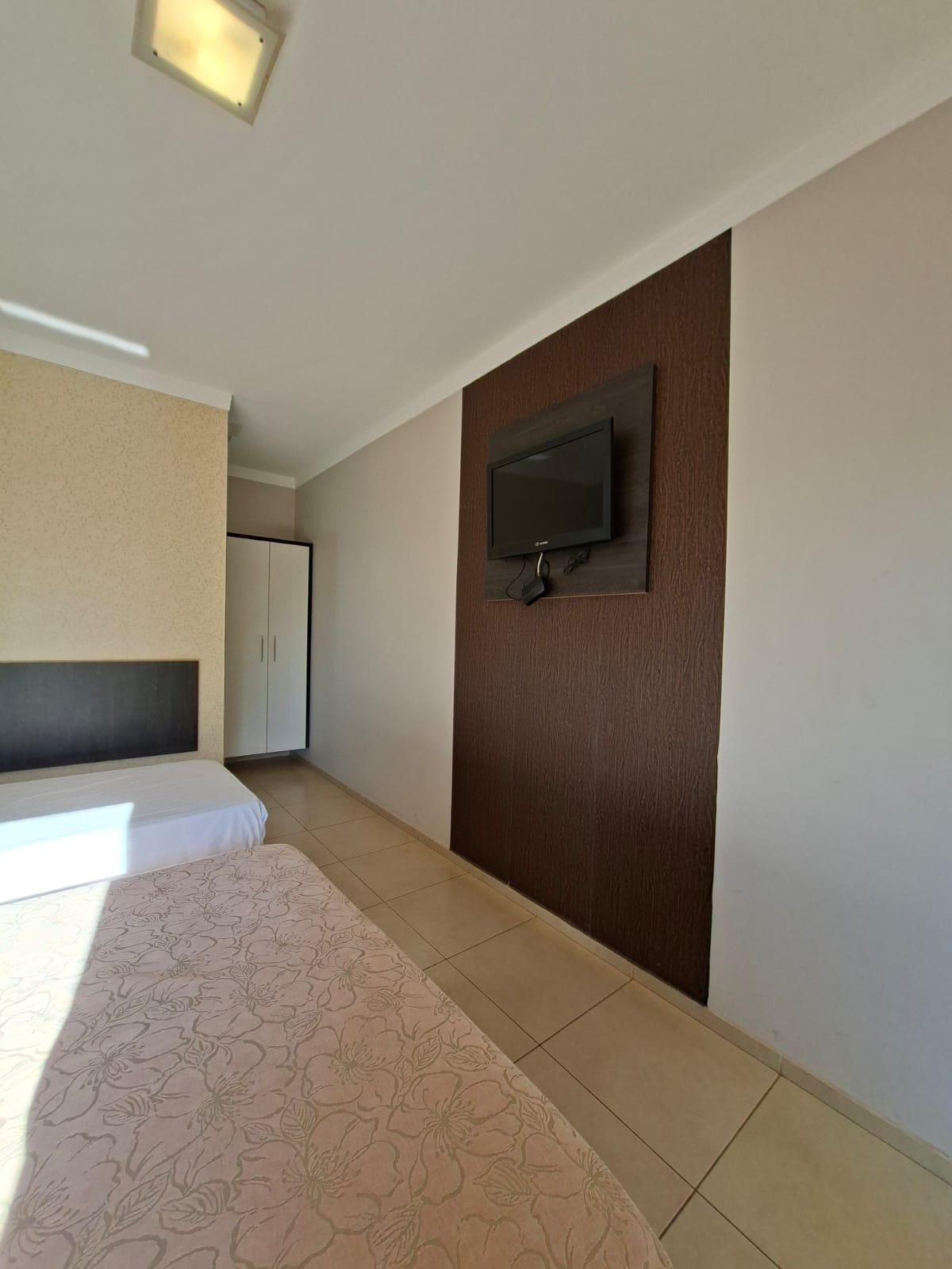 Quarto Duplo 4